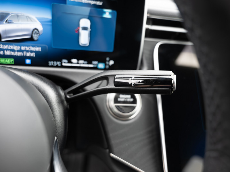 Véhicule de leasing intérieure