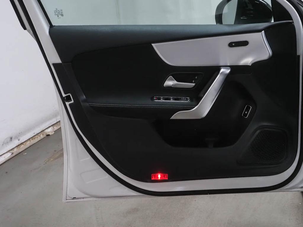 Véhicule de leasing intérieure