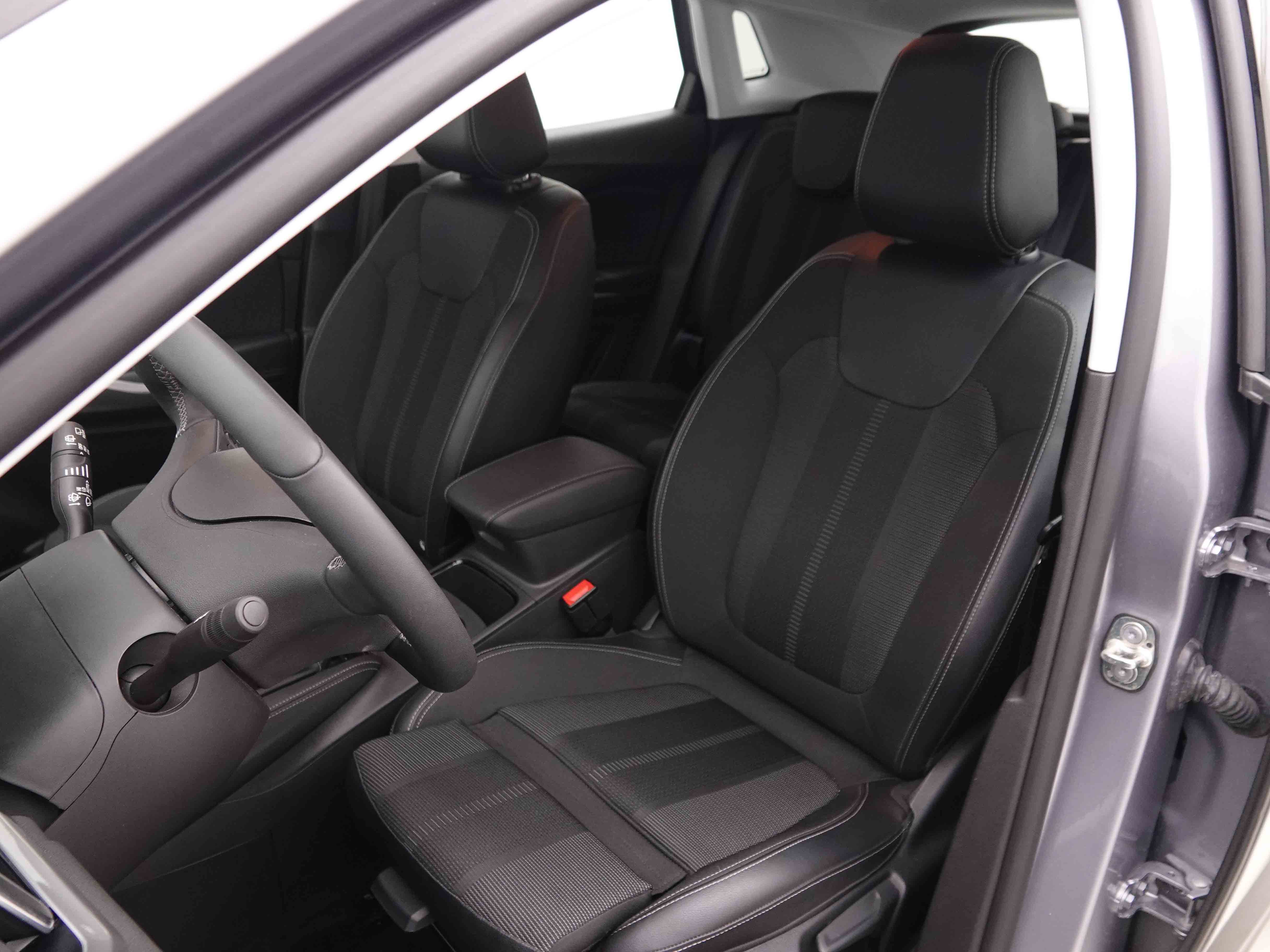 Véhicule de leasing intérieure