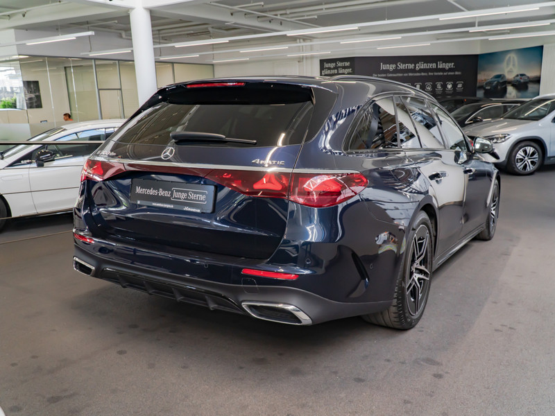 Véhicule de leasing intérieure