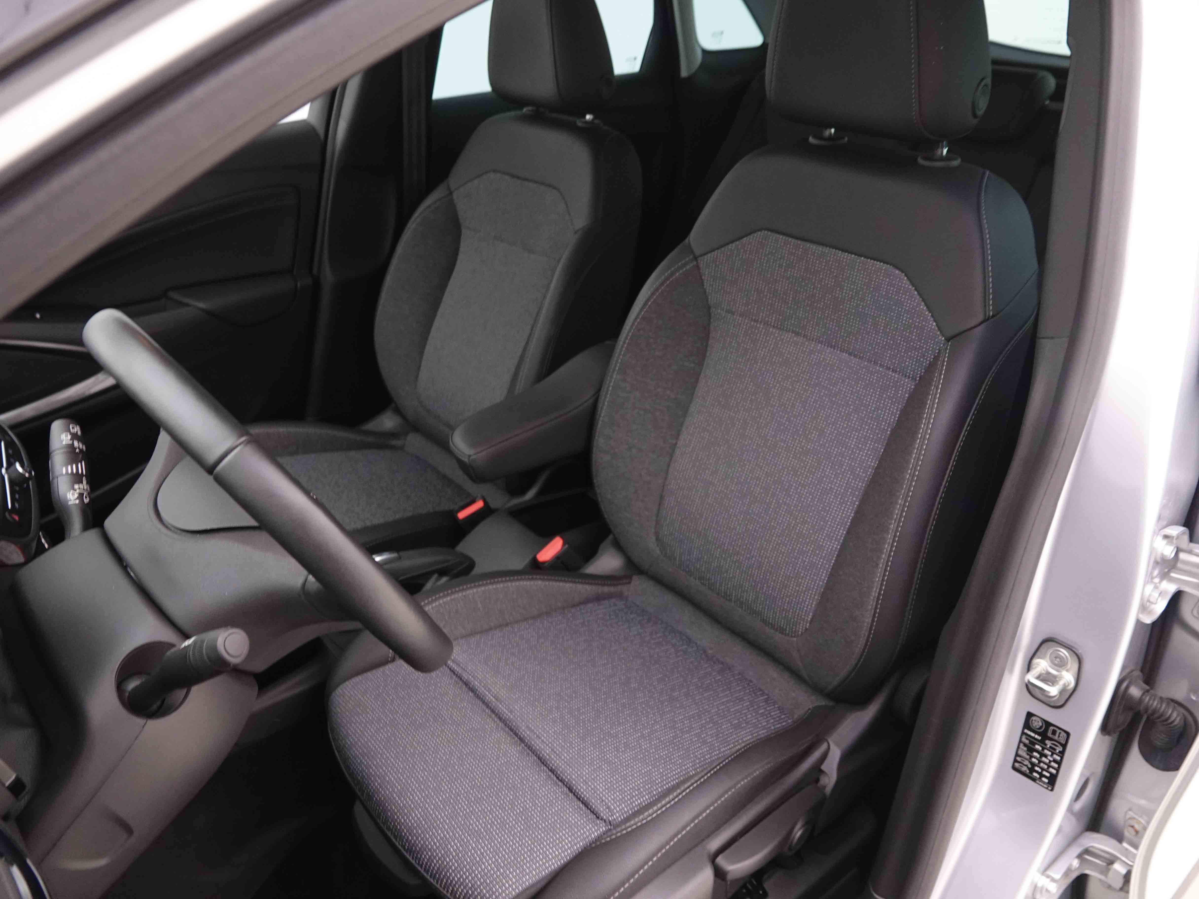 Véhicule de leasing intérieure