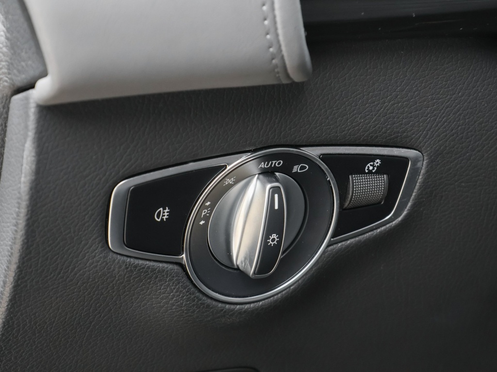 Véhicule de leasing intérieure