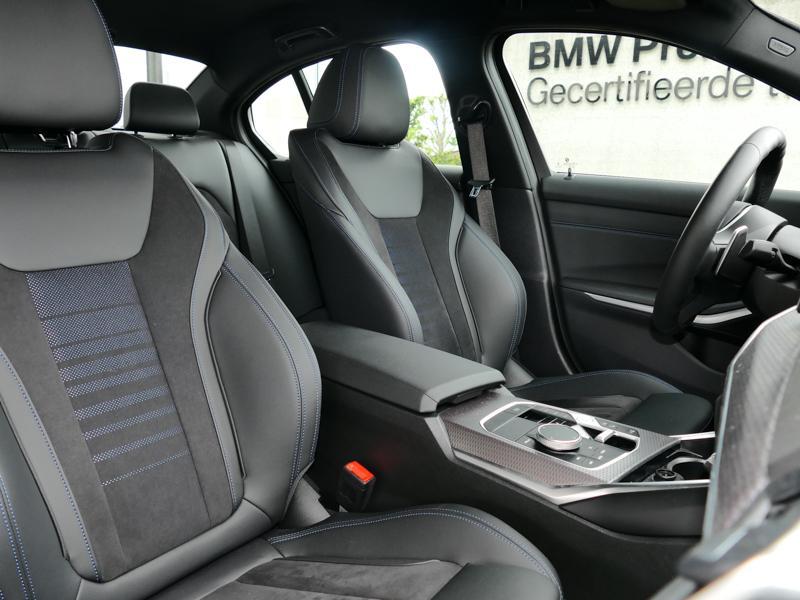 Véhicule de leasing intérieure