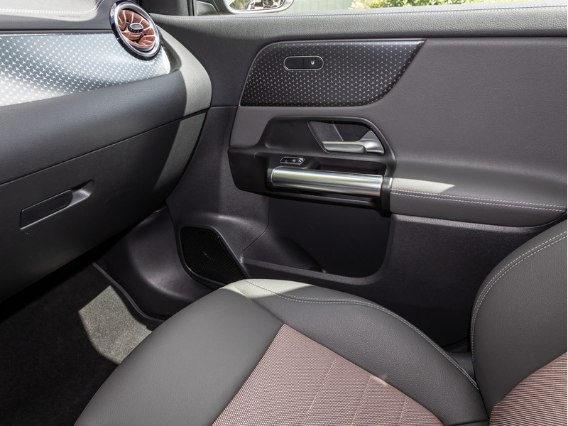 Véhicule de leasing intérieure