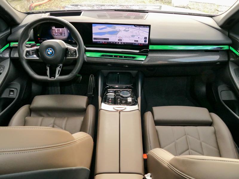 Véhicule de leasing intérieure