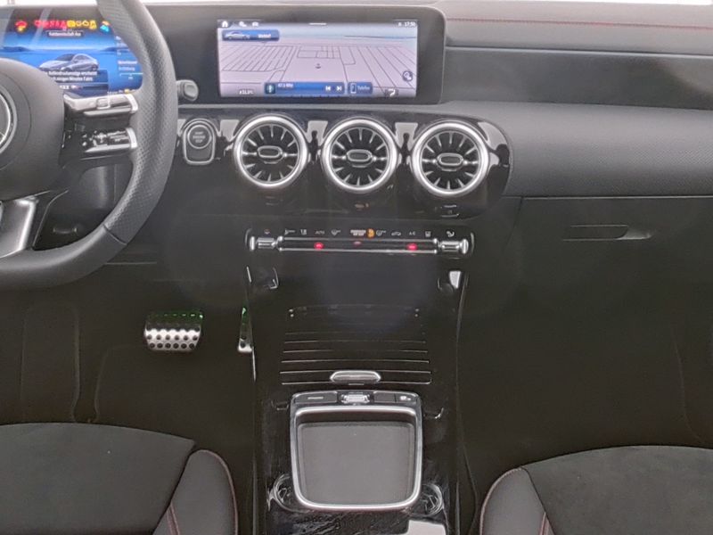 Véhicule de leasing intérieure