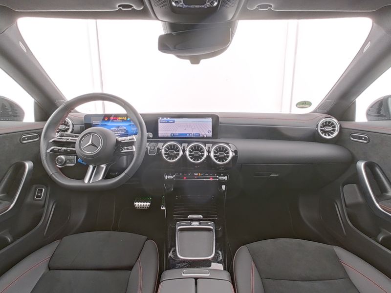 Véhicule de leasing intérieure