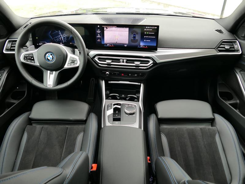 Véhicule de leasing intérieure