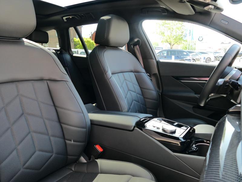 Véhicule de leasing intérieure