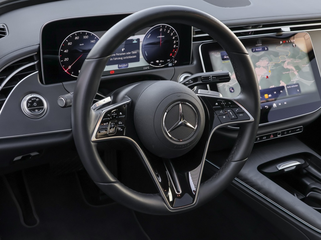 Véhicule de leasing intérieure