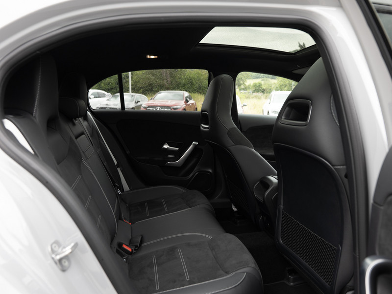 Véhicule de leasing intérieure