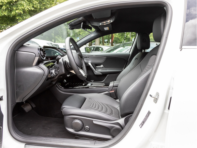 Véhicule de leasing intérieure