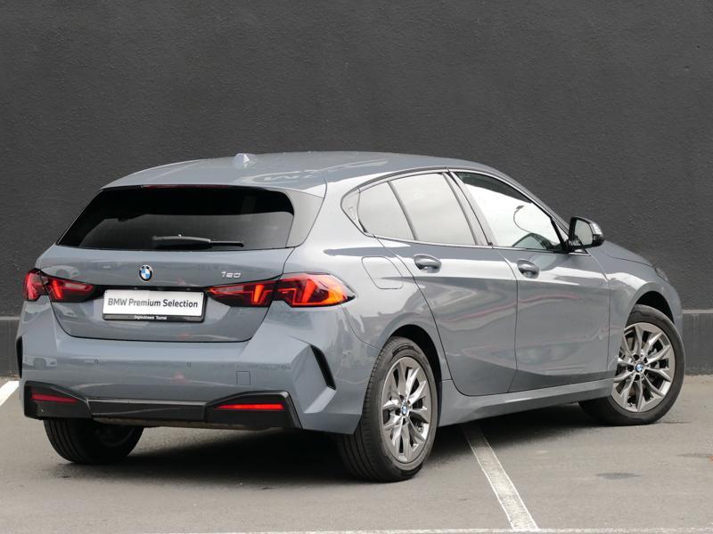 Véhicule de leasing intérieure