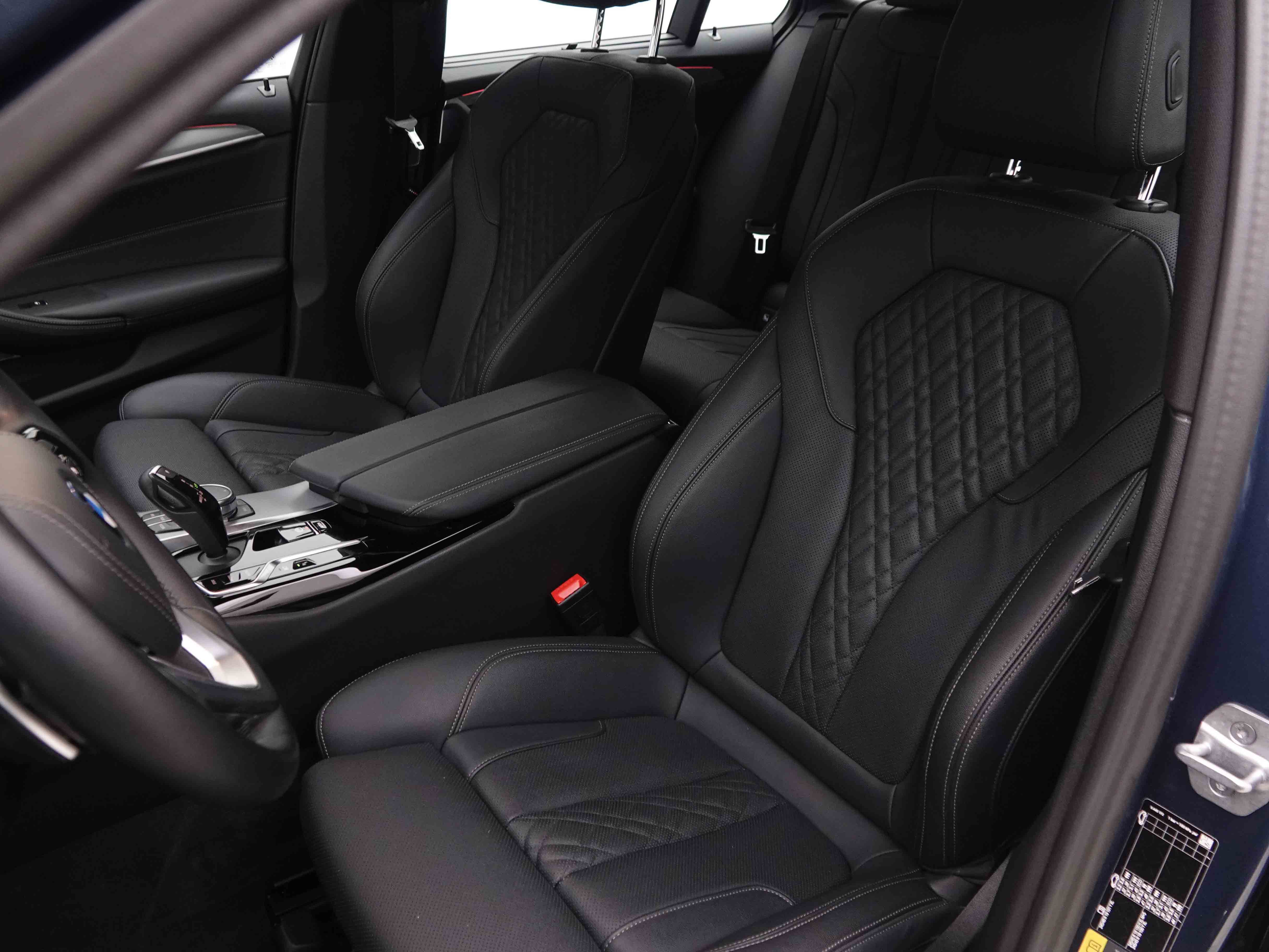 Véhicule de leasing intérieure