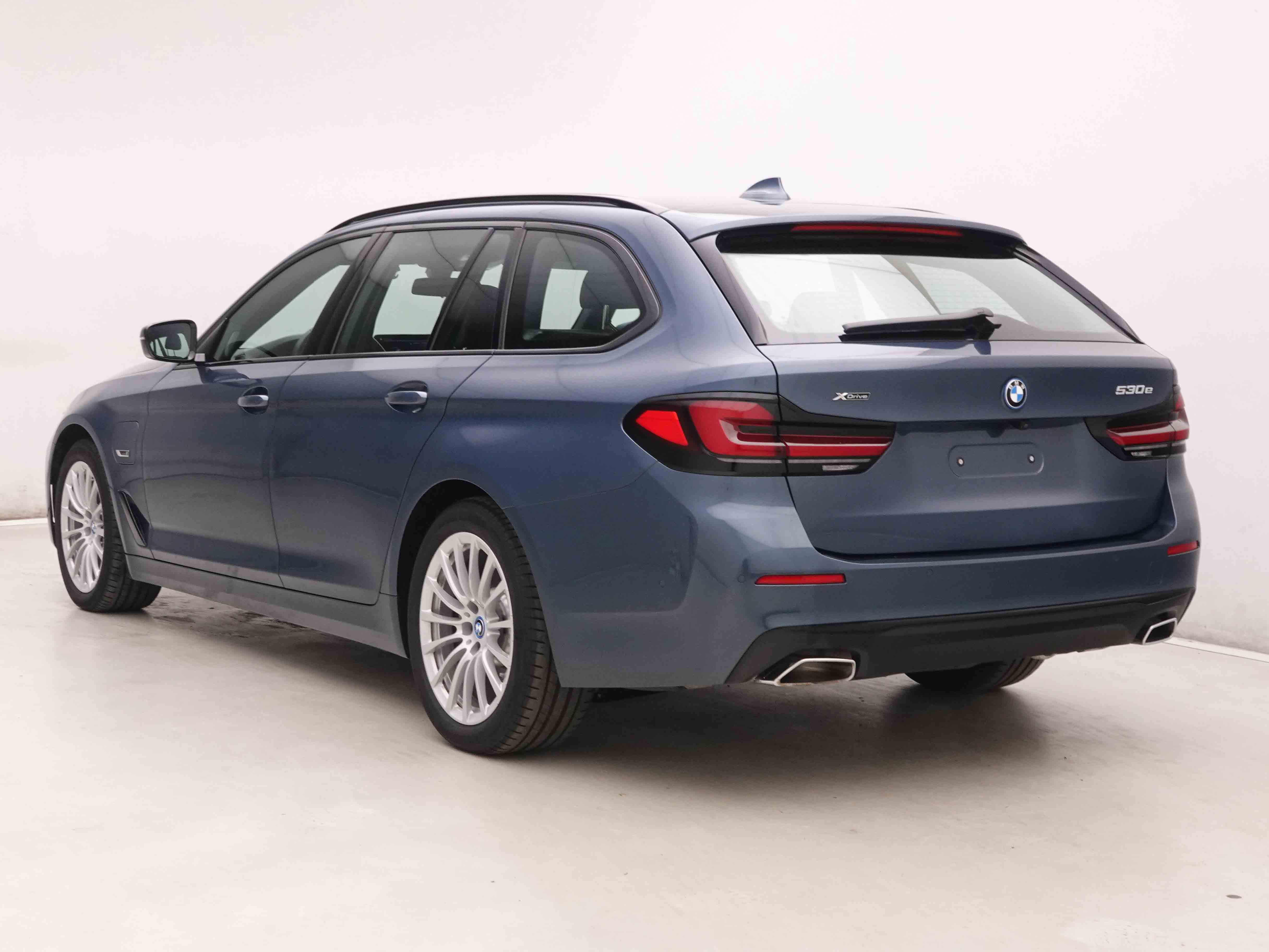 Véhicule de leasing intérieure