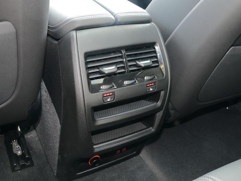 Véhicule de leasing intérieure