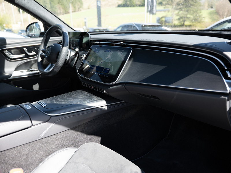 Véhicule de leasing intérieure