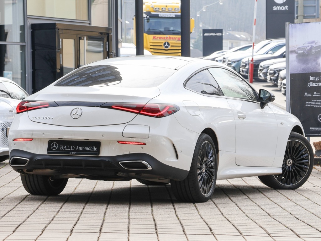 Véhicule de leasing intérieure