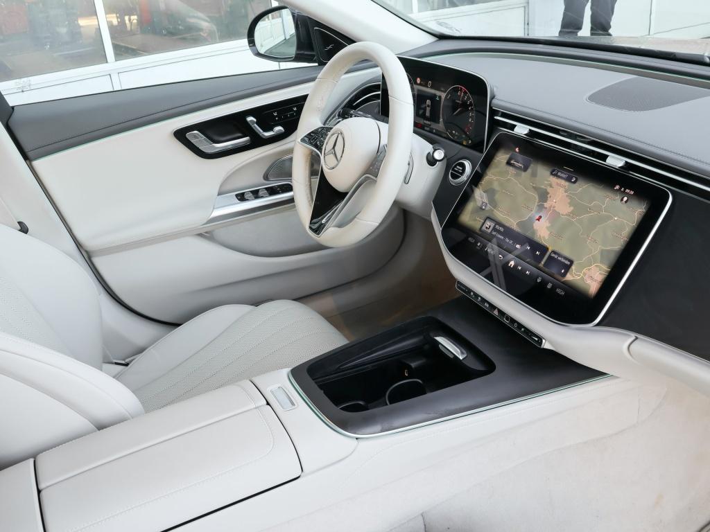 Véhicule de leasing intérieure