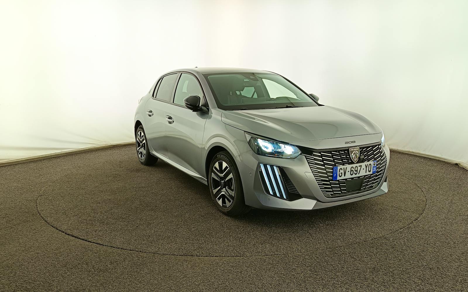 Véhicule de leasing extérieure