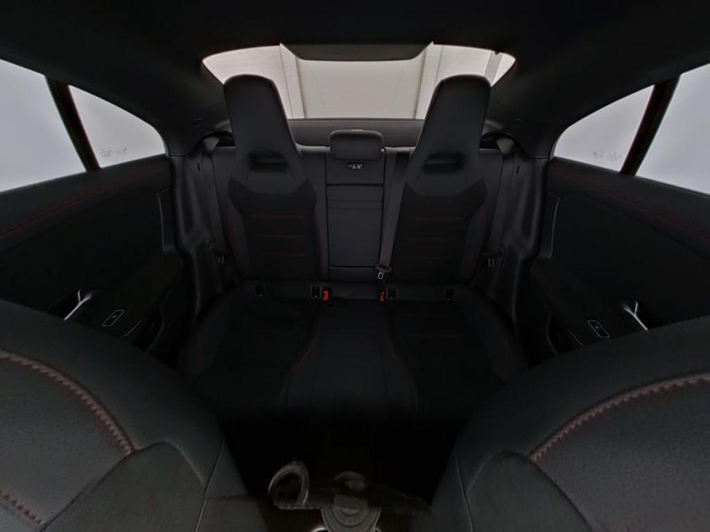 Véhicule de leasing intérieure