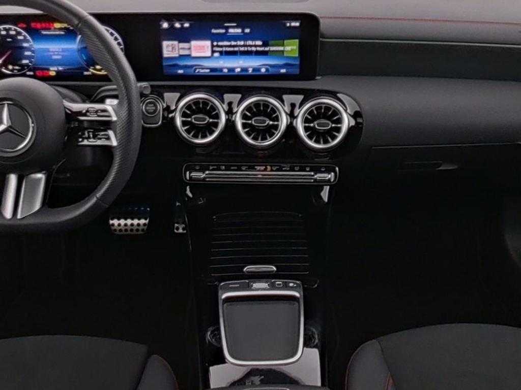 Véhicule de leasing intérieure