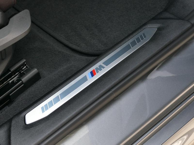 Véhicule de leasing intérieure